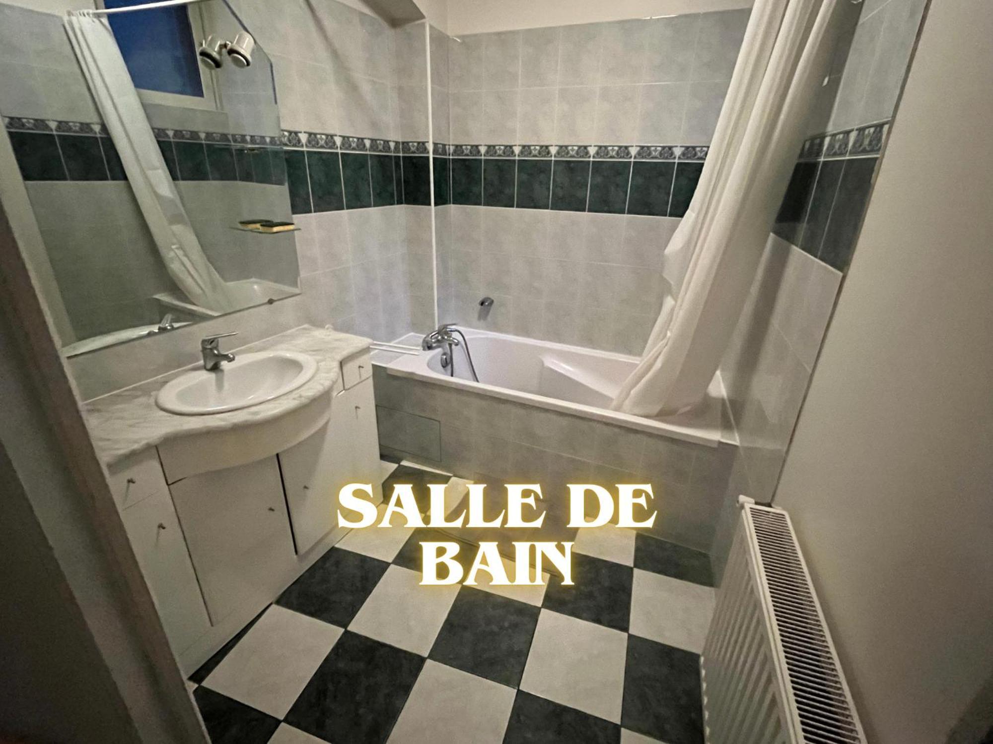 Appartement L'Atypique Mirebeau - T3 Duplex - Centre Historique à Bourges Extérieur photo