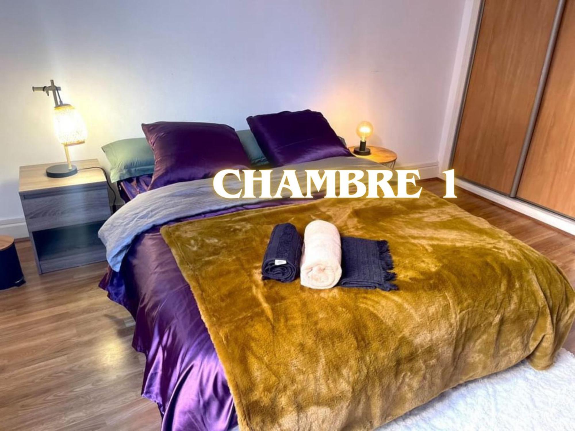 Appartement L'Atypique Mirebeau - T3 Duplex - Centre Historique à Bourges Extérieur photo